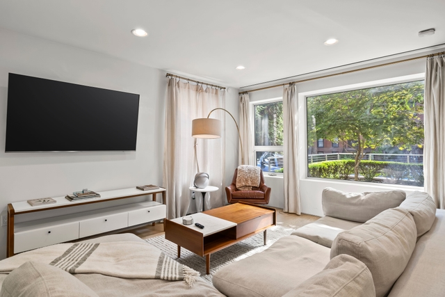 Image of Living space #1