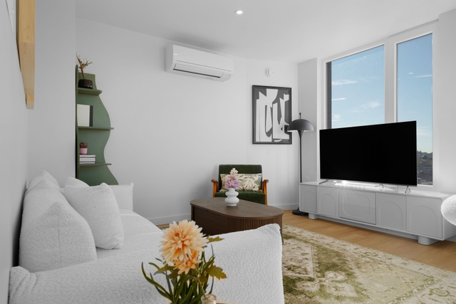 Image of Living space #2