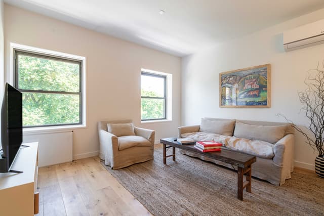 Image of Living space #3