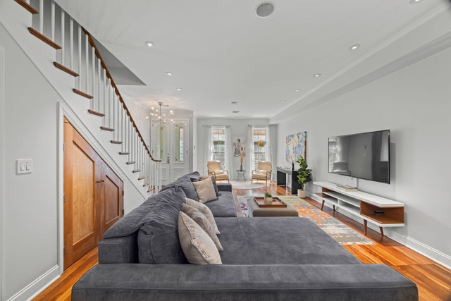 Image of Living space #6