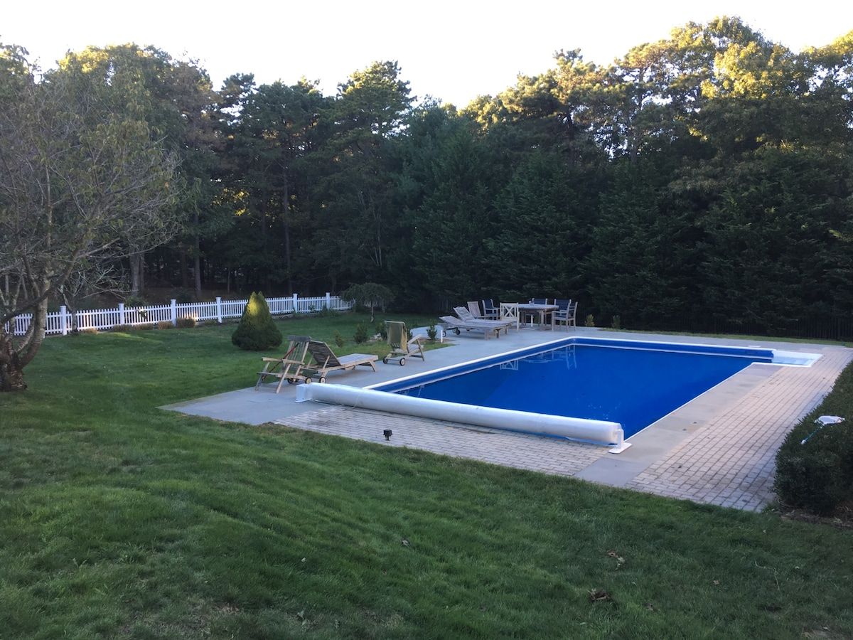 Eastgate Haven | Wainscott | Expansive Home with Pool & Jacuzzi photo 24