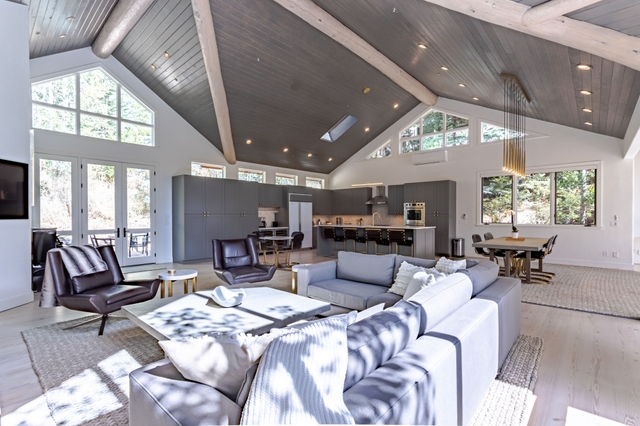 Image of Living space #4