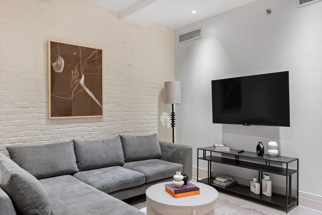 Image of Living space #3