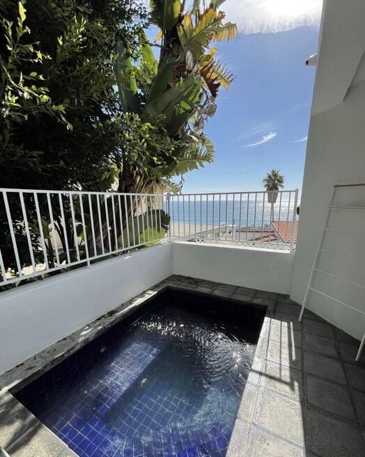 Casa Vista | Malibu | Oceanview with Balcony and Heated Spa photo 38
