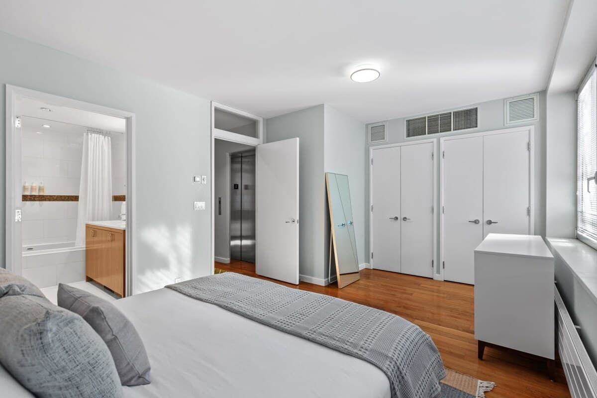 Gotham House I | Midtown West | Triplex w/ Private Patio photo 21