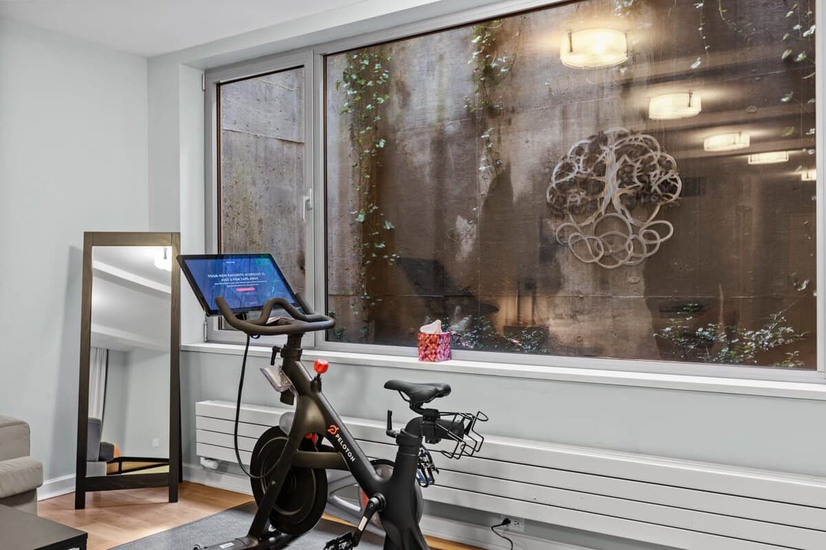 Gotham House I | Midtown West | Triplex w/ Private Patio photo 37
