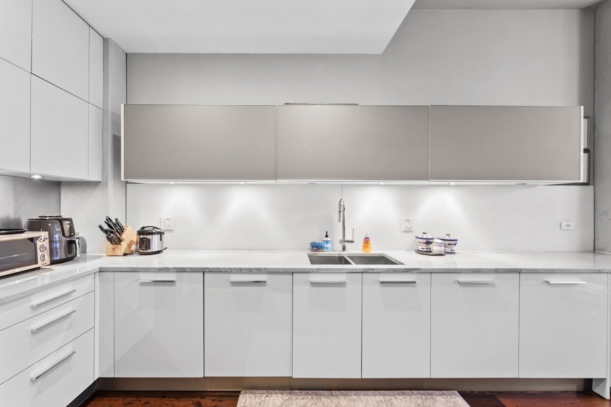 Highline Terrace | Chelsea | Charming Modern Apartment photo 13