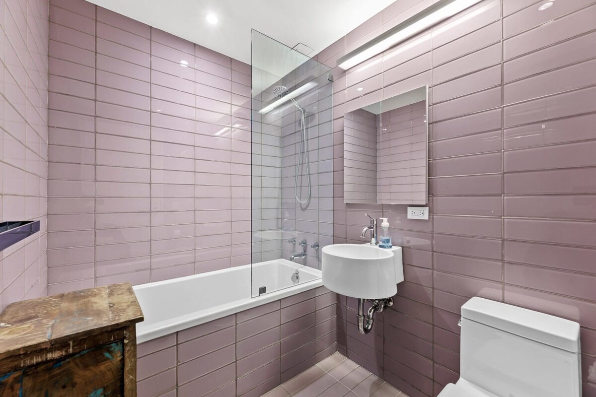 Highline Terrace | Chelsea | Charming Modern Apartment photo 16