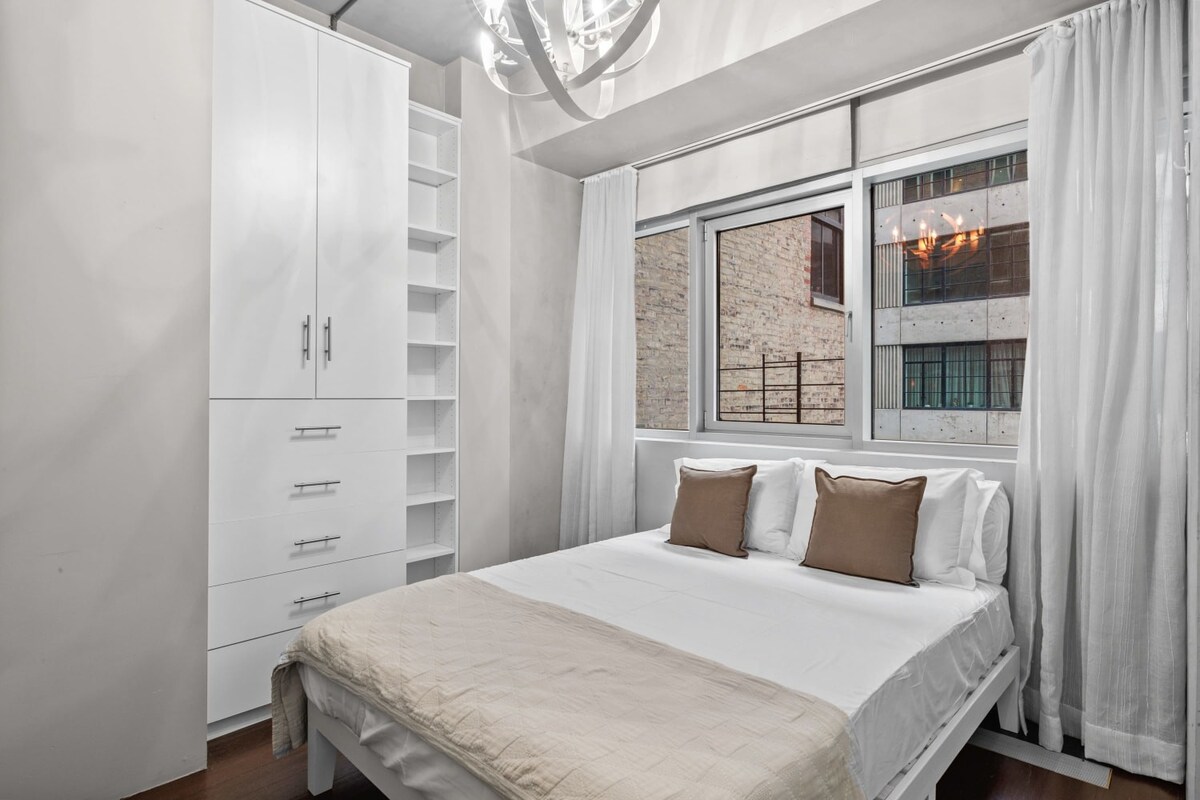 Highline Terrace | Chelsea | Charming Modern Apartment photo 17