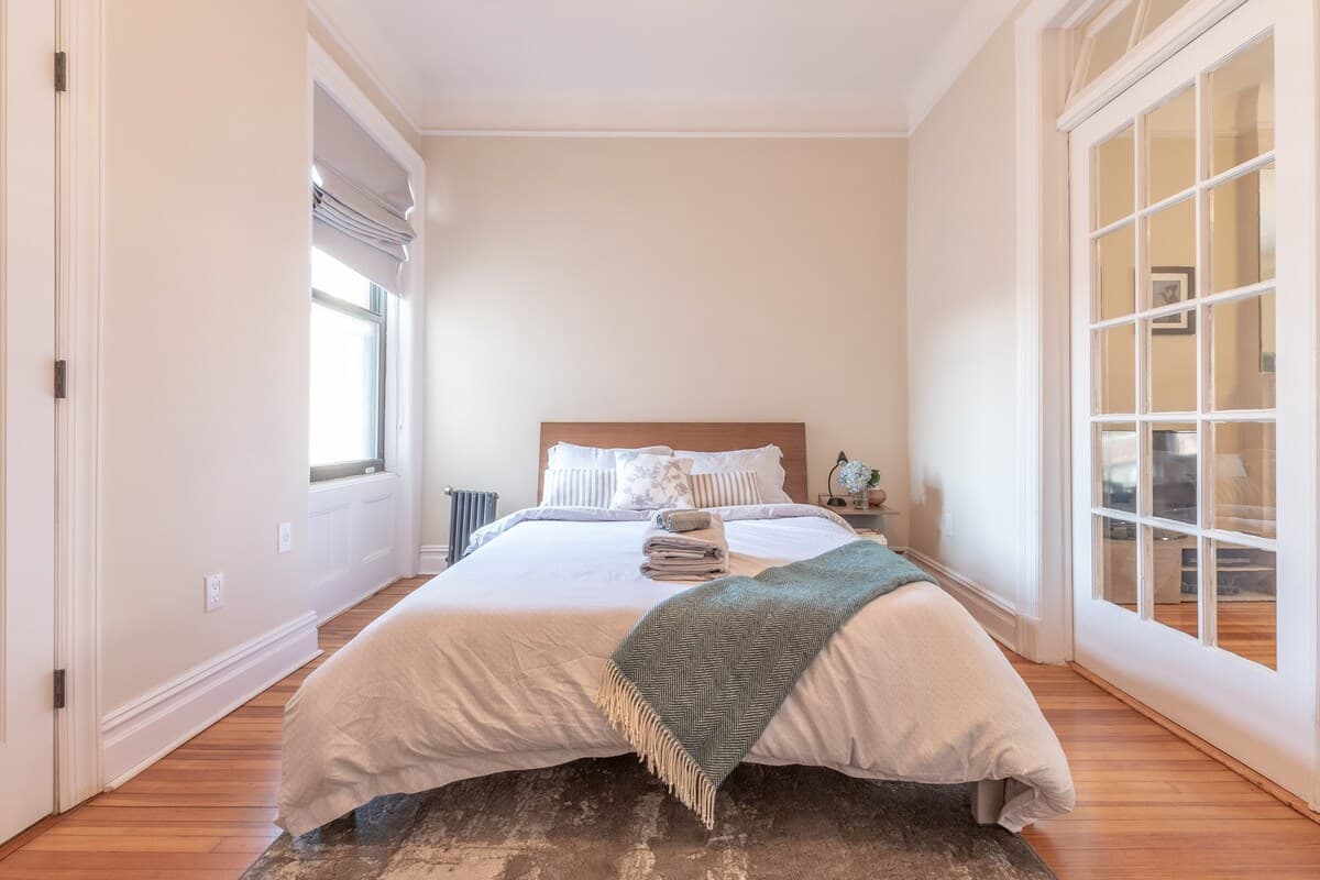 Union Lane | Park Slope | Large Apartment photo 18