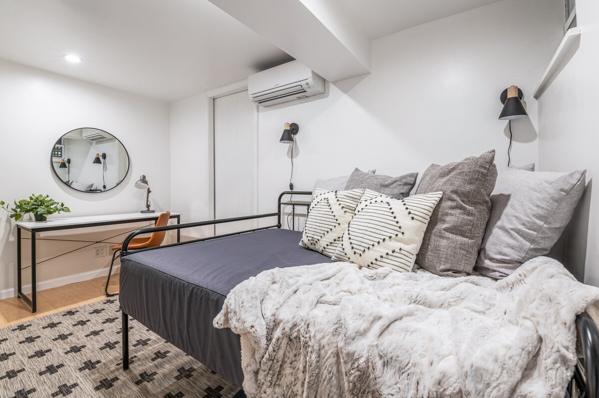 Adelphi I | Ft Greene | Apartment w/ Backyard, Patio and Porch photo 13